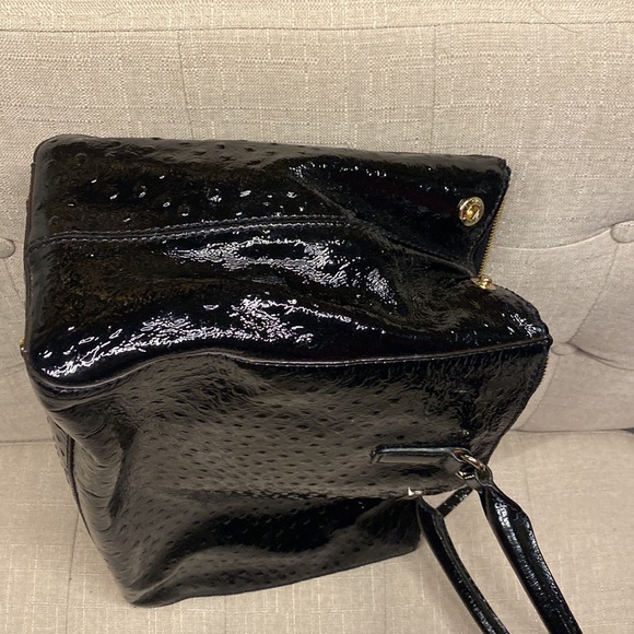 Kate Spade "Alexander Avenue Martine" ostrich embossed shoulder bag - Picture 6 of 8